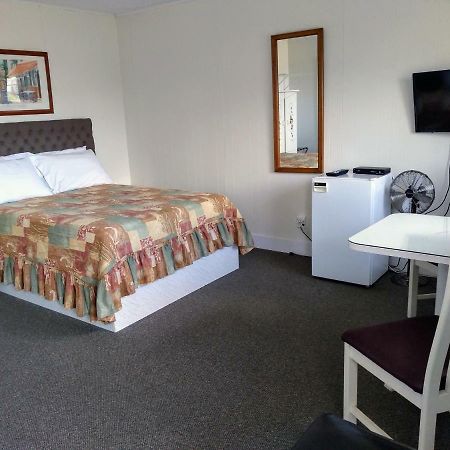 Motel Et Chalet Natabel Персе Екстериор снимка