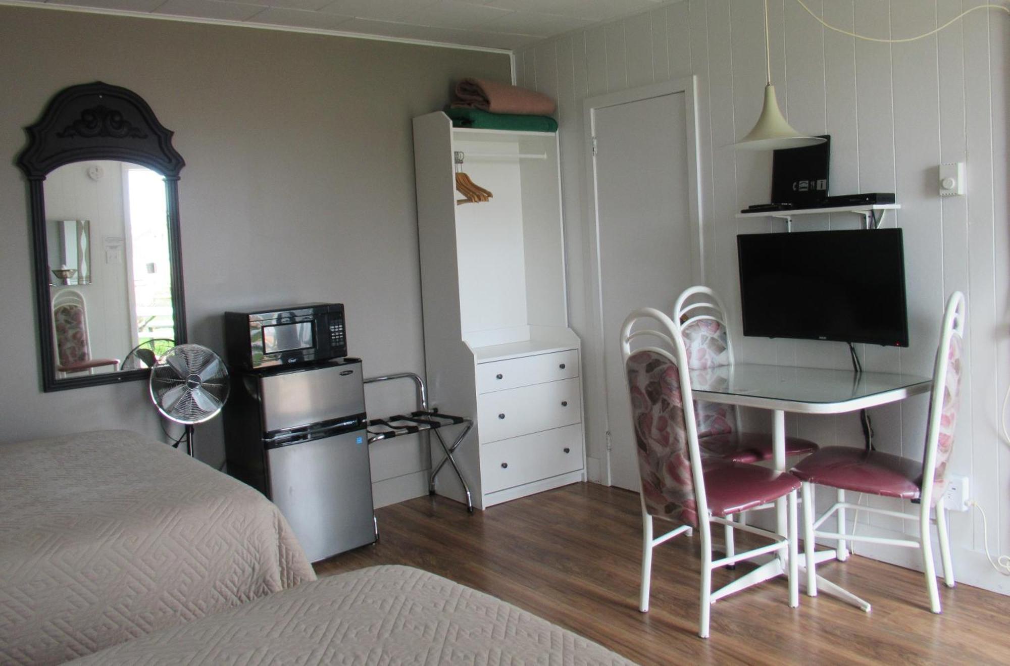 Motel Et Chalet Natabel Персе Екстериор снимка